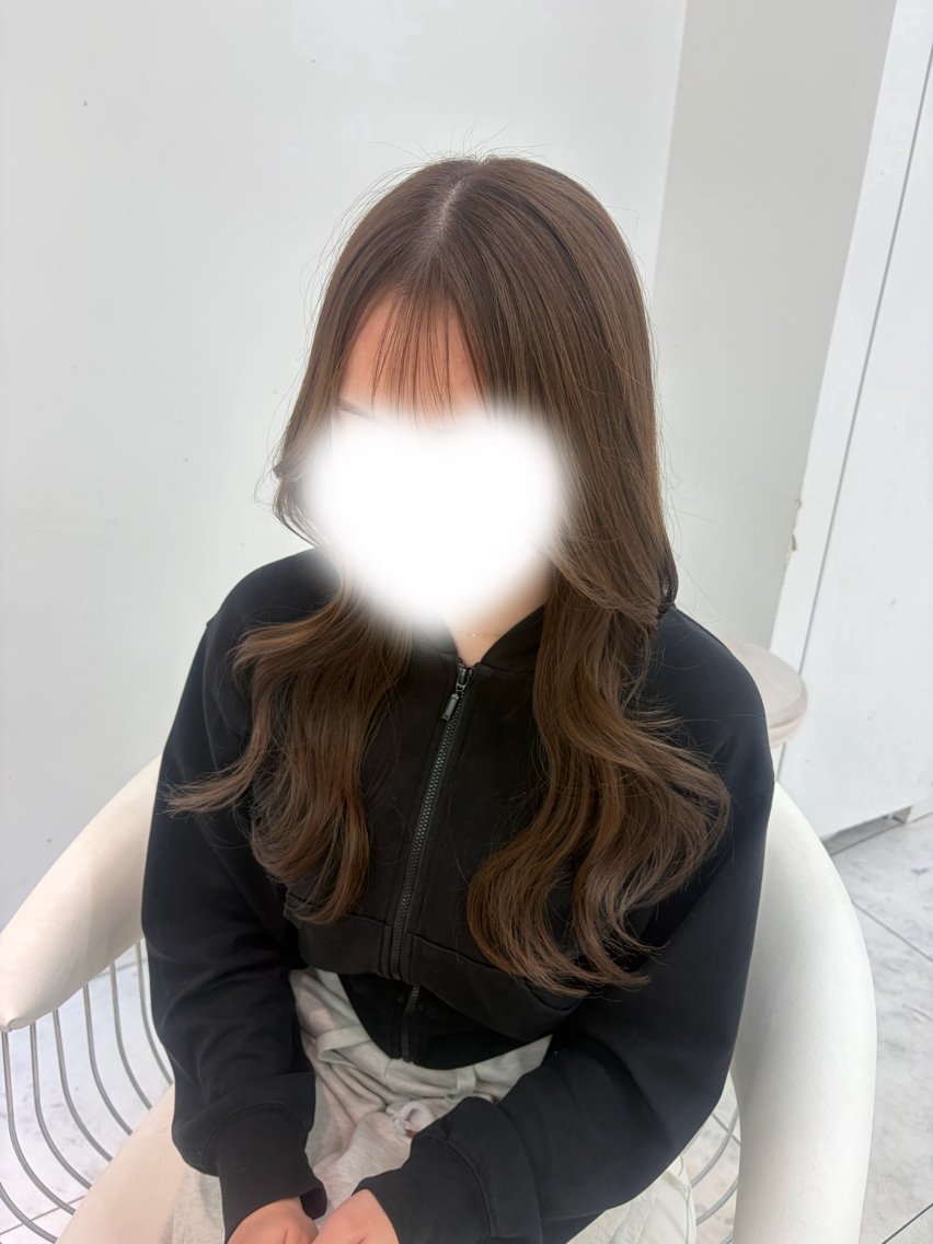 ロング カラー カット ヘアカラー りおん レイヤー/ベージュのヘアスタイル