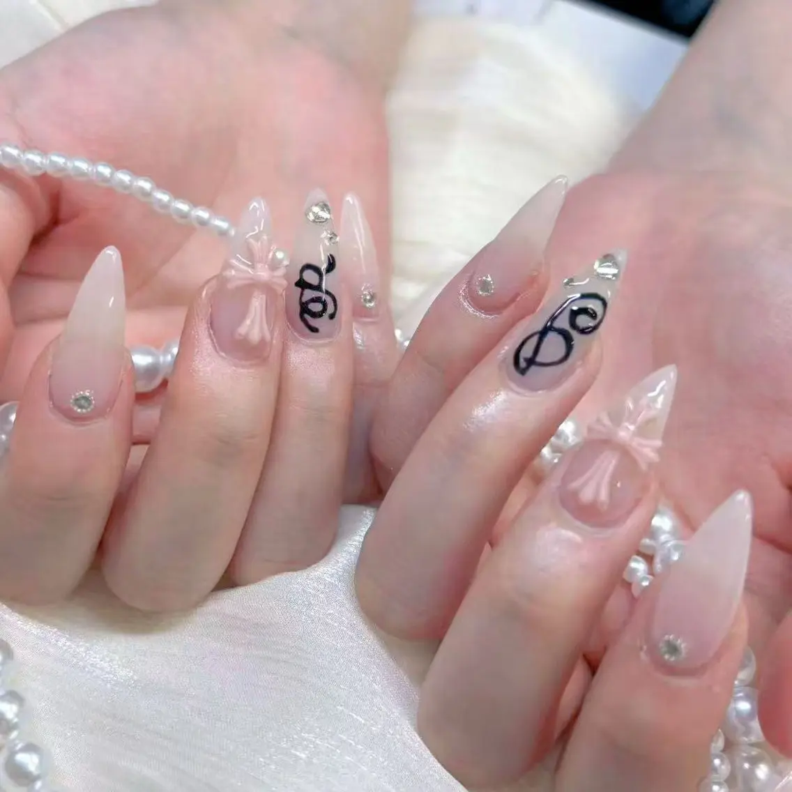 ネイル 🎀kira 長さだし💗モチ最高のネイルデザイン