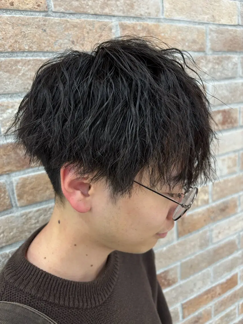 メンズ メンズ特化パーマ職人 黒川真伍のヘアスタイル