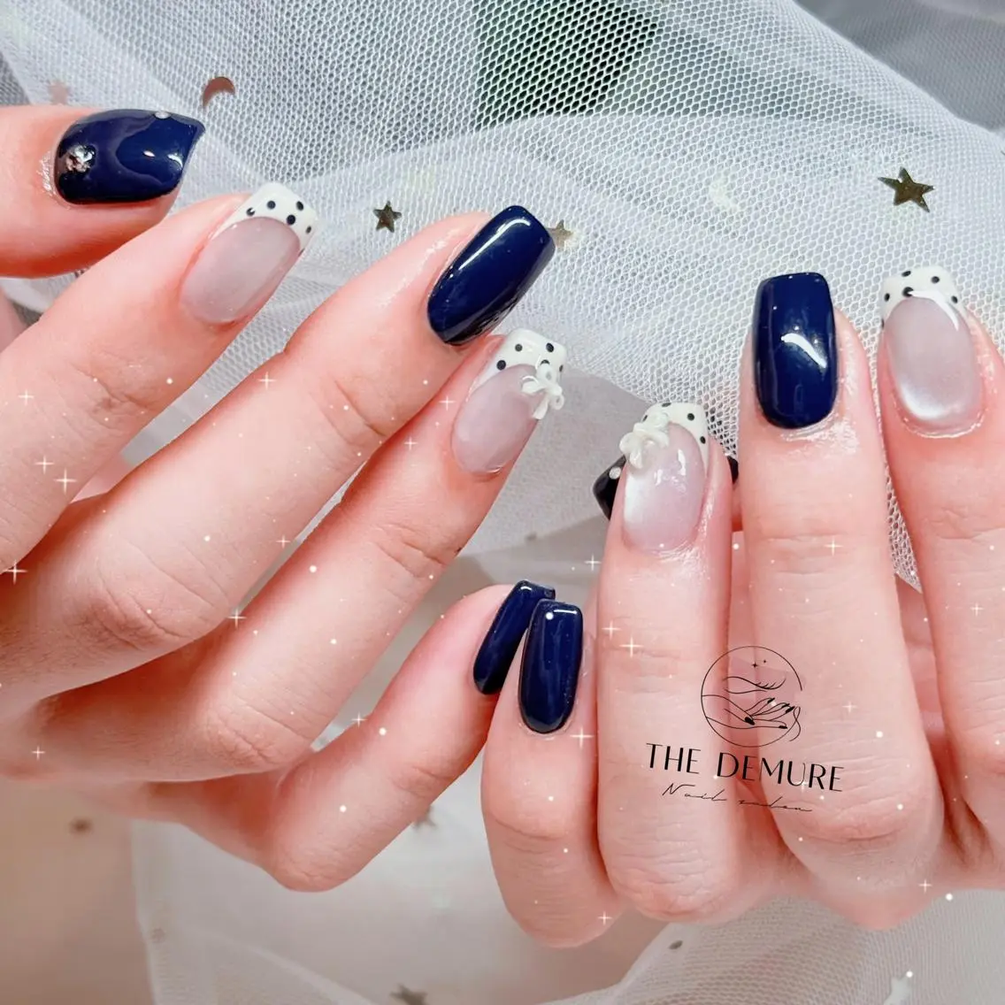 ネイル アートネイル 韓国ネイル マグネットネイル オフィスネイル スカルプネイル ハンドネイル ハンドケア Demure リサ銀座店のネイルデザイン
