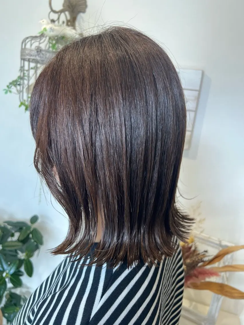 ミディアム カット ヘアカラー トリートメント 井上 美春のヘアスタイル