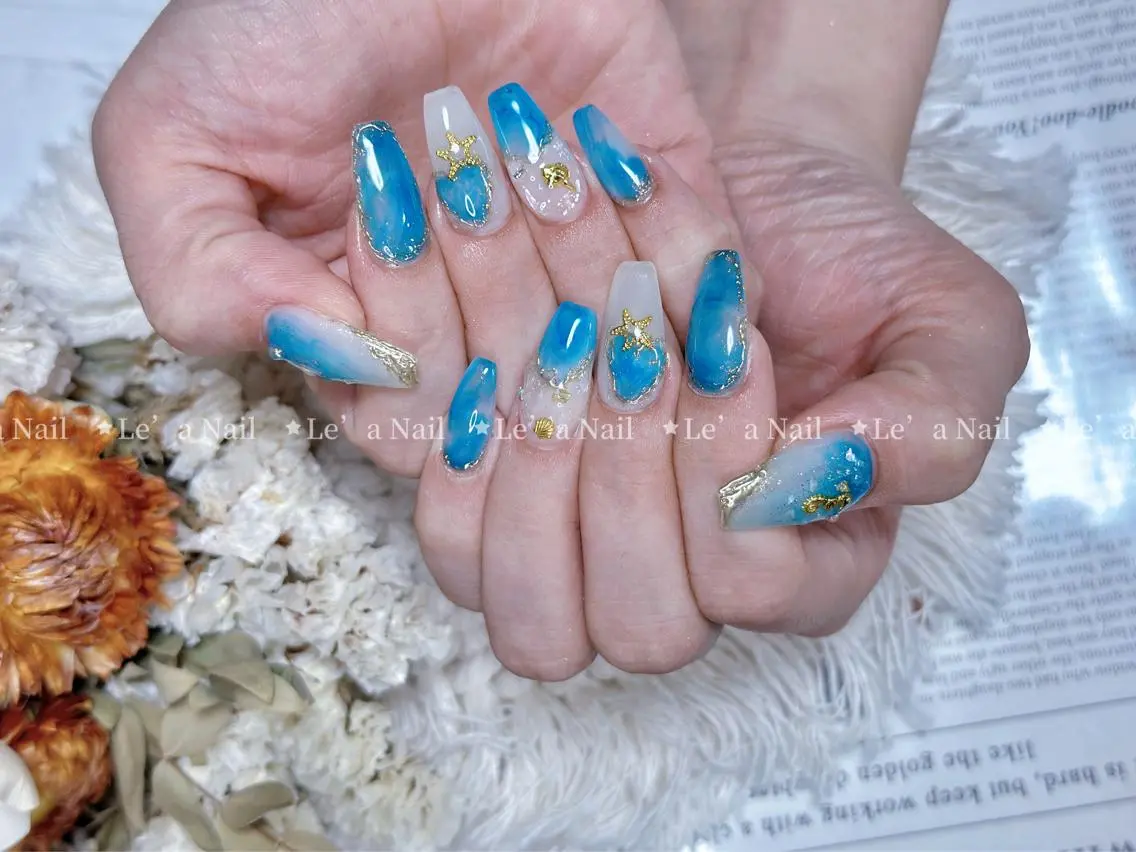 セミロング カラー ネイル Le’a NailSalonのネイルデザイン