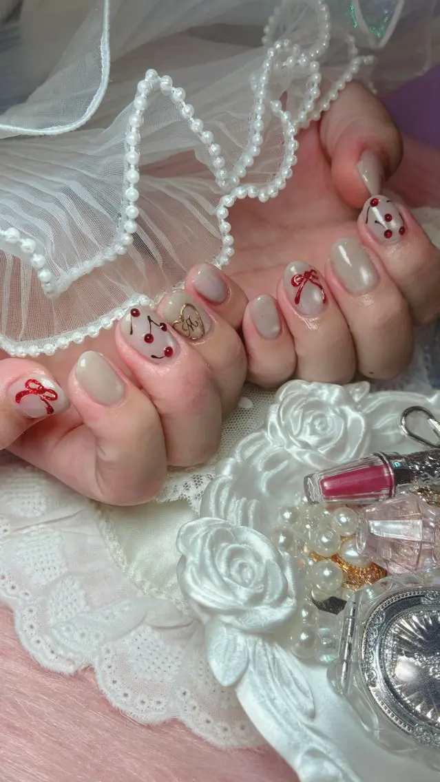 ネイル mimi👑 kiyomiのネイルデザイン