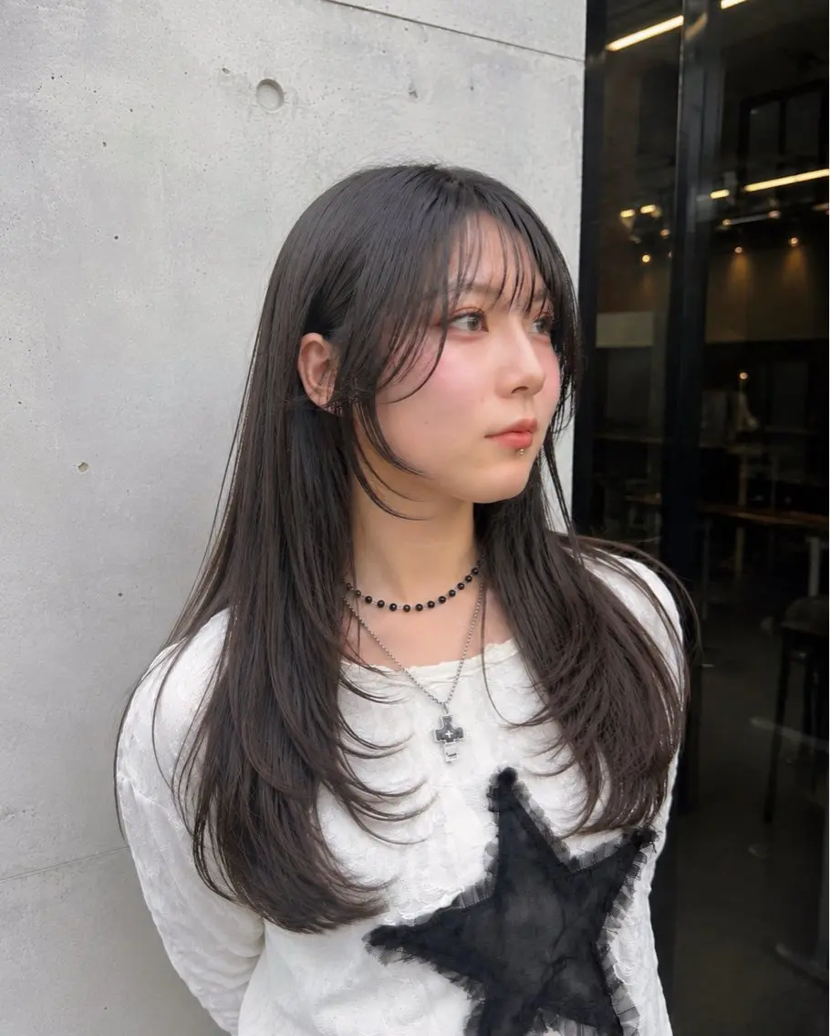 🚨1名様限定🚨トリートメント付きロング、セミロングレイヤーカットモデルの写真