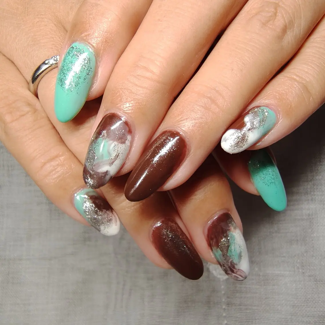 ネイル ニュアンスネイル ハンドネイル こふく🍀 Sayoのネイルデザイン