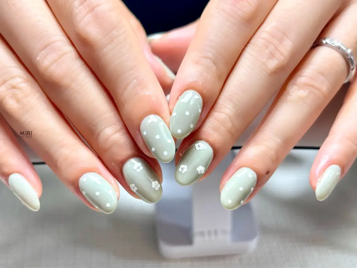 ネイル Miri nail salonのネイルデザイン