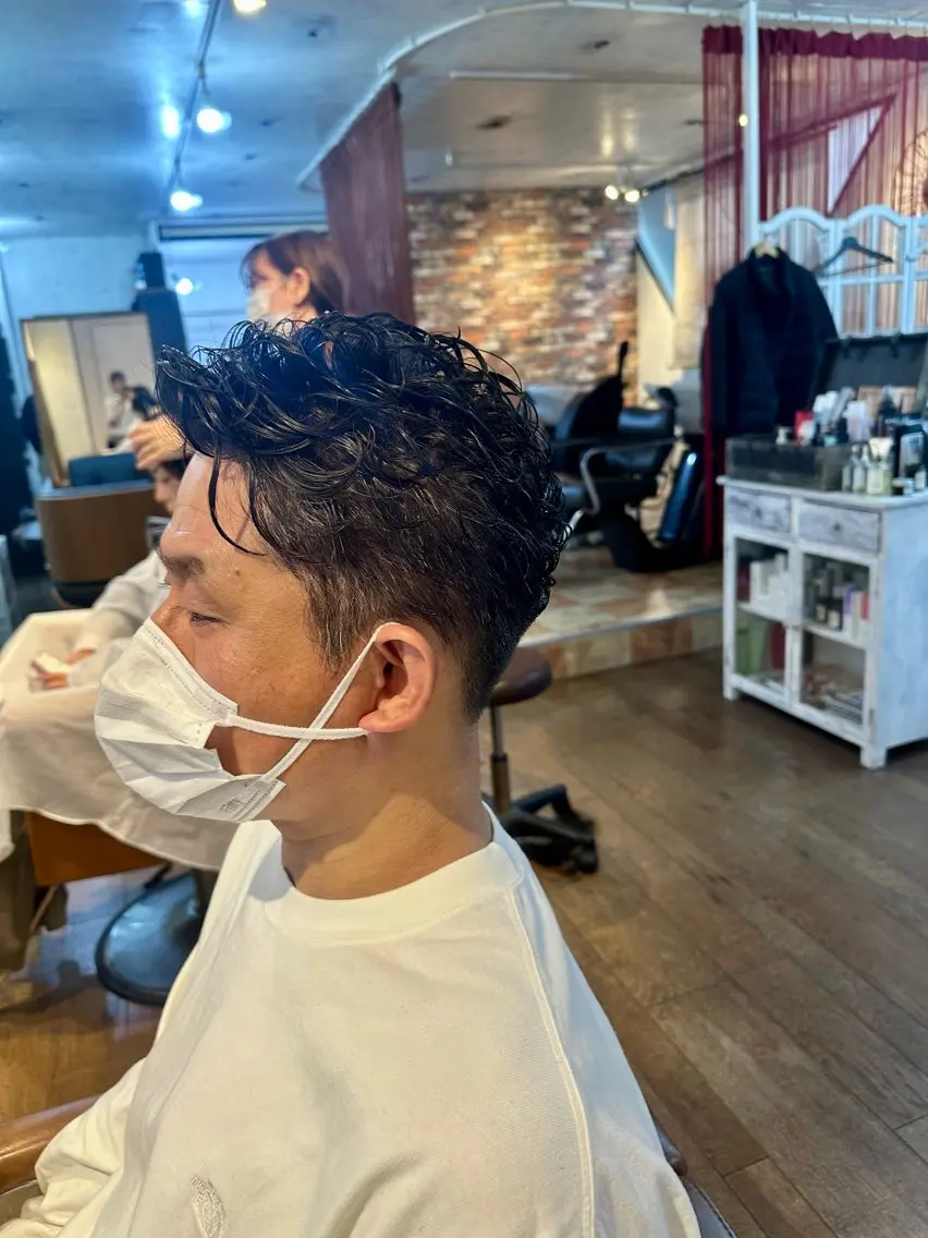 メンズメニュー💈膨らむ人に!韓国ヘアにも🇰🇷🫶ダウンパーマ!の写真