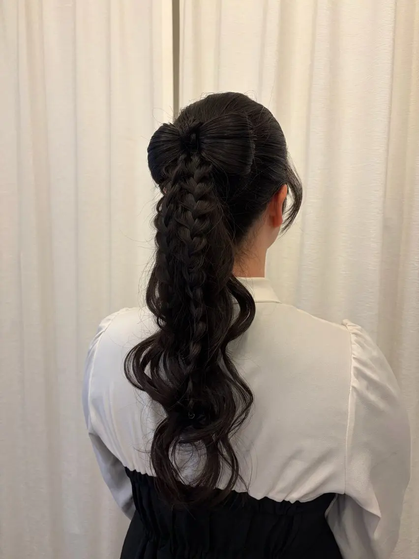 【土日･祝限定🌼】ライブヘアアレンジ𓂃🎀𓈒𓏸の写真