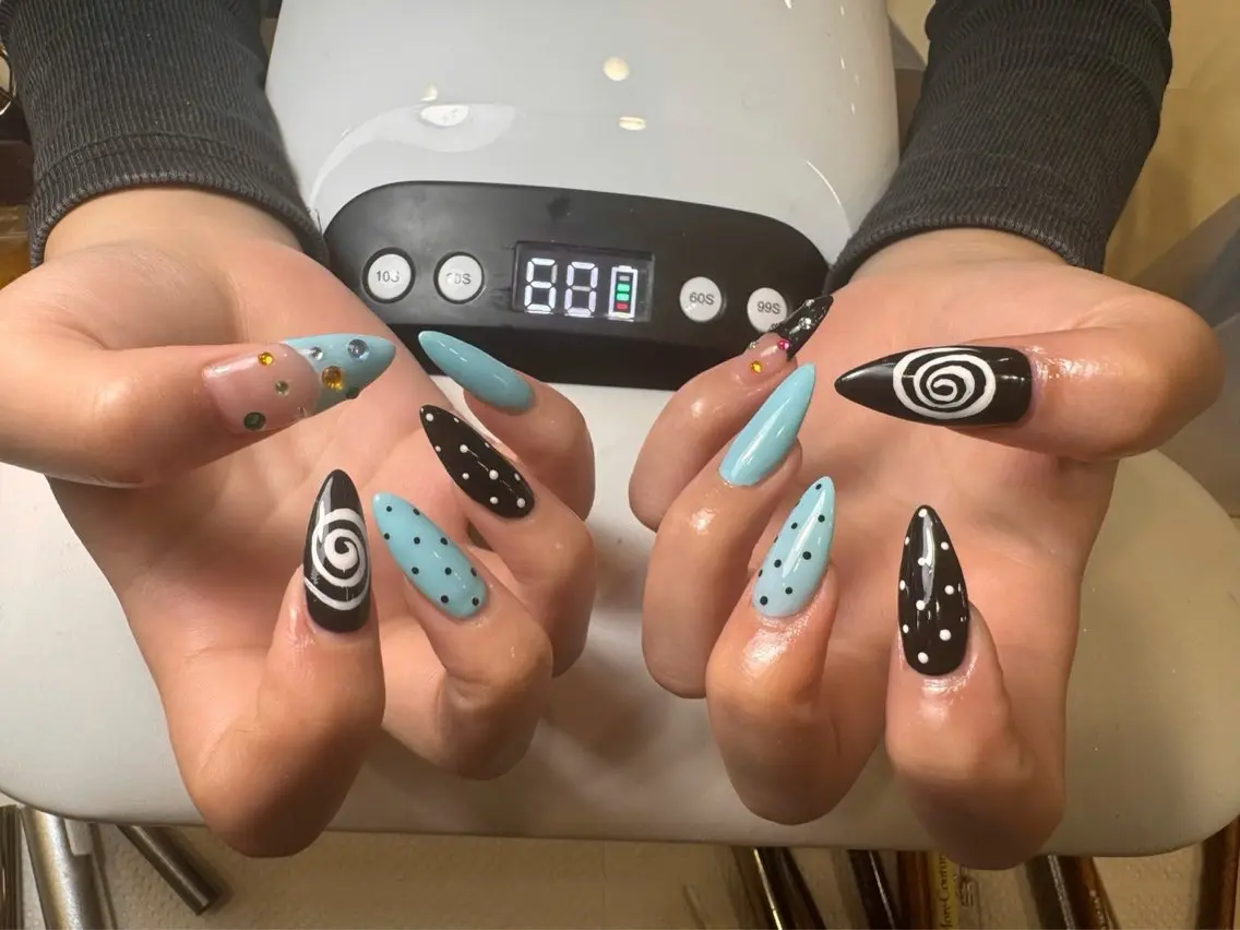 ネイル ハンドネイル ハンドケア LYYM Salon Miraのネイルデザイン