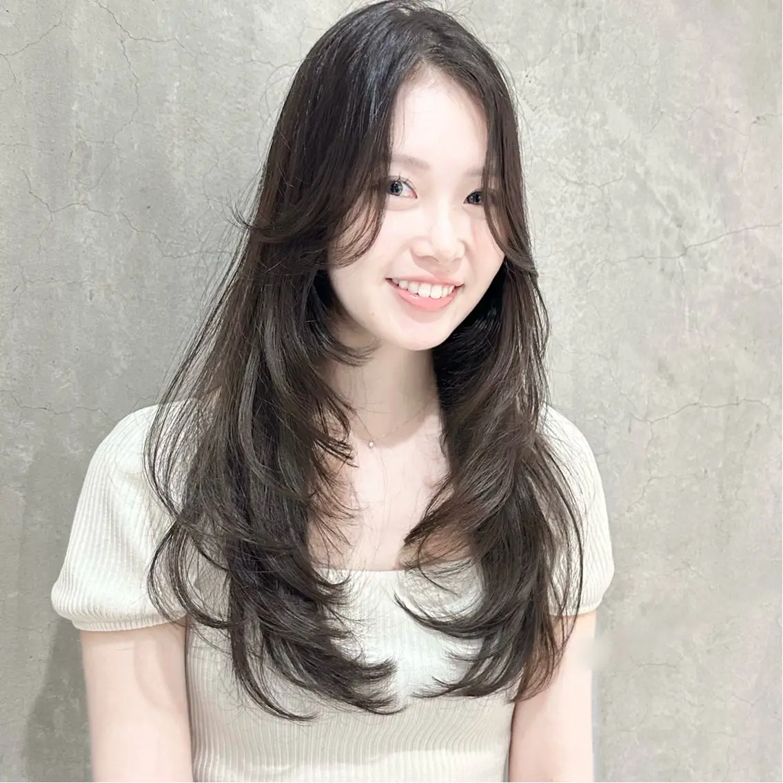 ロング カット ヘアカラー トリートメント 🌹ハッシュカット、 レイヤー韓国ヘア🌹のヘアスタイル