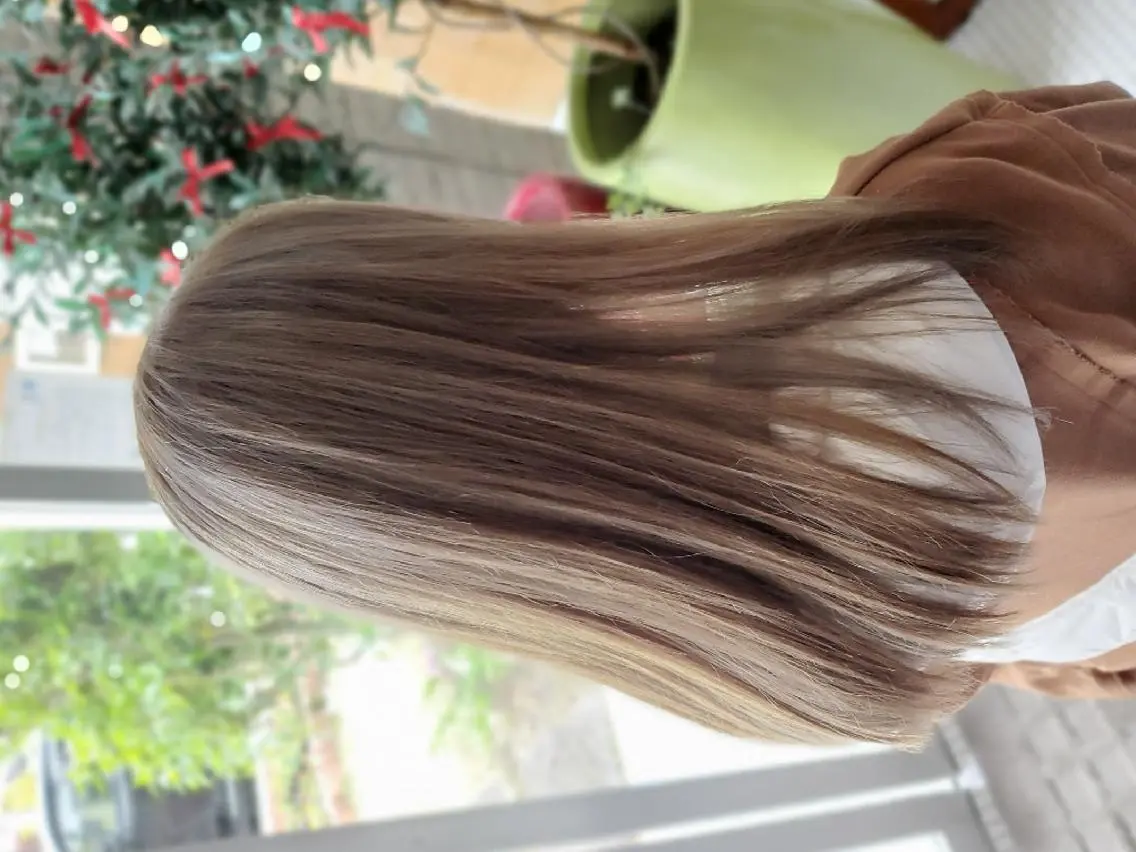 ロング カラー 小島　崇義 ブリーチお任せ下さいのヘアスタイル
