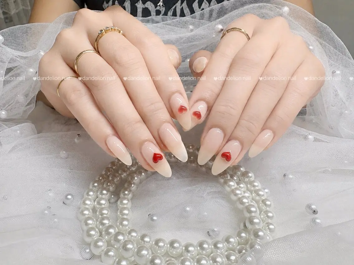 ネイル ハート シンプルネイル 夏ネイル ワンホンネイル ハンドネイル dandelion nail北千住のネイルデザイン