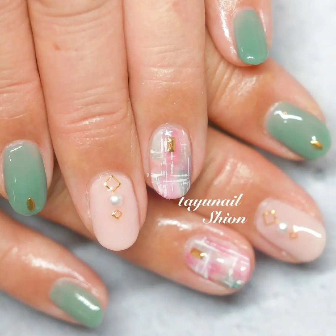 ネイル ブルー ジェルネイル グリーン パラジェル ネイルサロン 【たゆnail】のネイルデザイン