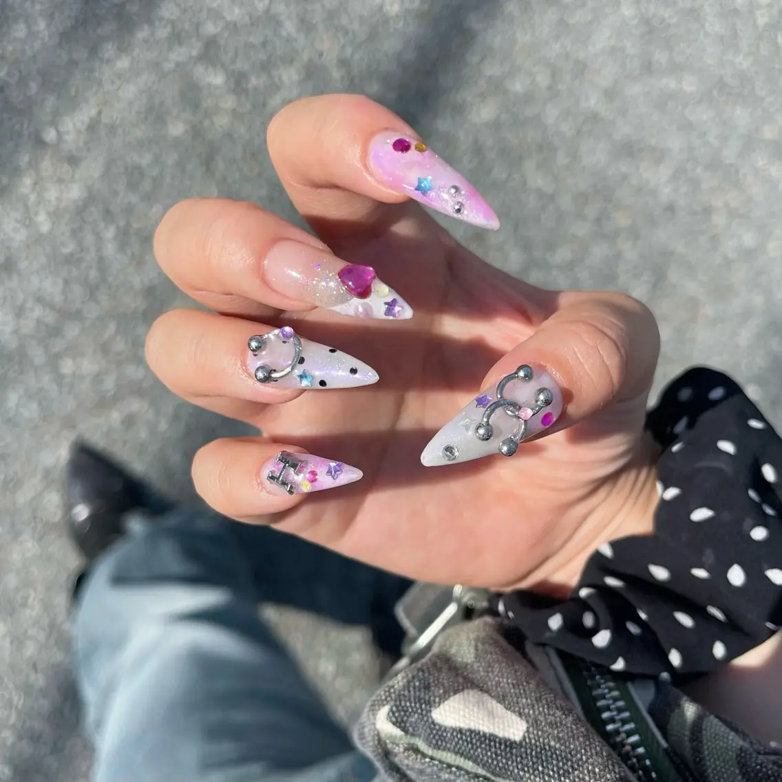 ロング ハンドネイル Yuka ネイリストのネイルデザイン