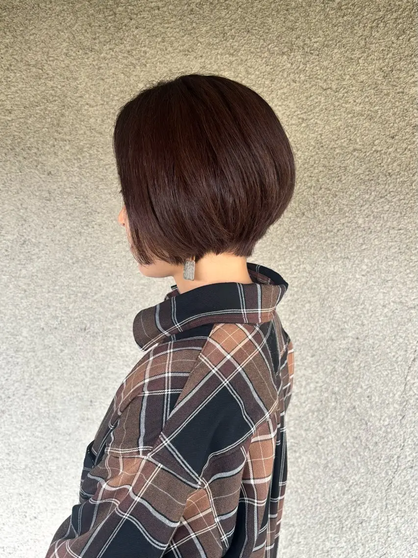 ショート 岩瀬 瑠璃子のヘアスタイル