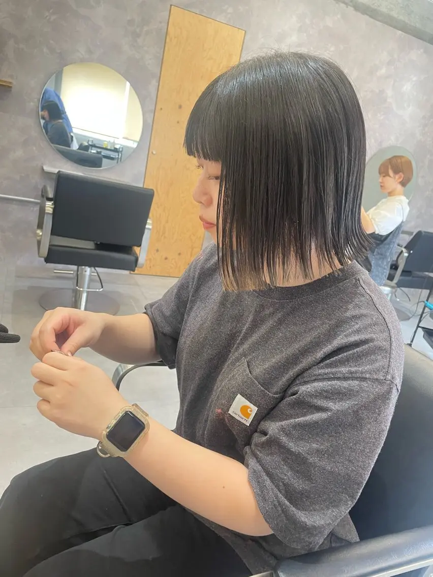 ミディアム カラー 切りっぱなしボブ ボブ yui/ layer cutのヘアスタイル