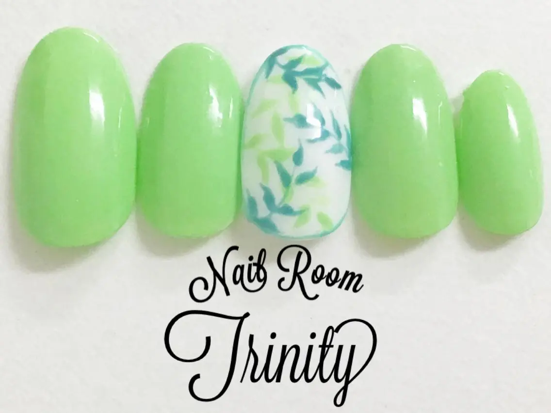 ネイル ハンドネイル Trinity staffのネイルデザイン