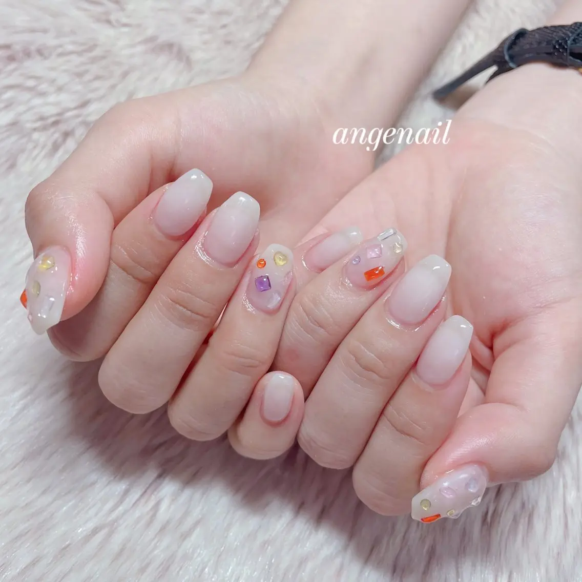 ネイル ハンドネイル オーナーネイリスト MAKIのネイルデザイン