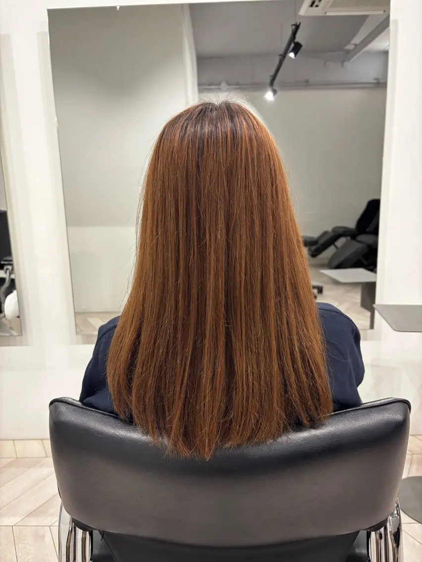 ミディアム カラー 熊取谷 茉那のヘアスタイル