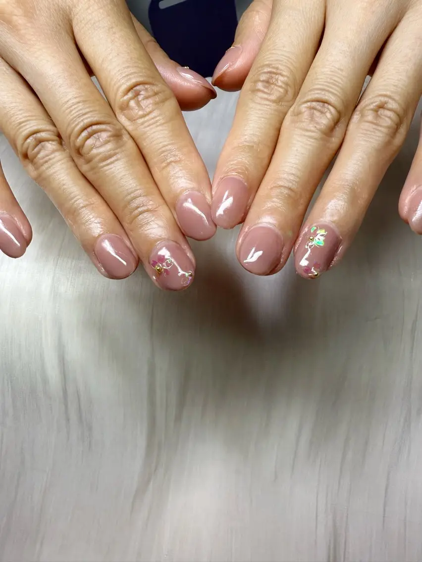 ネイル FuFu.Nail 2️⃣番のネイルデザイン