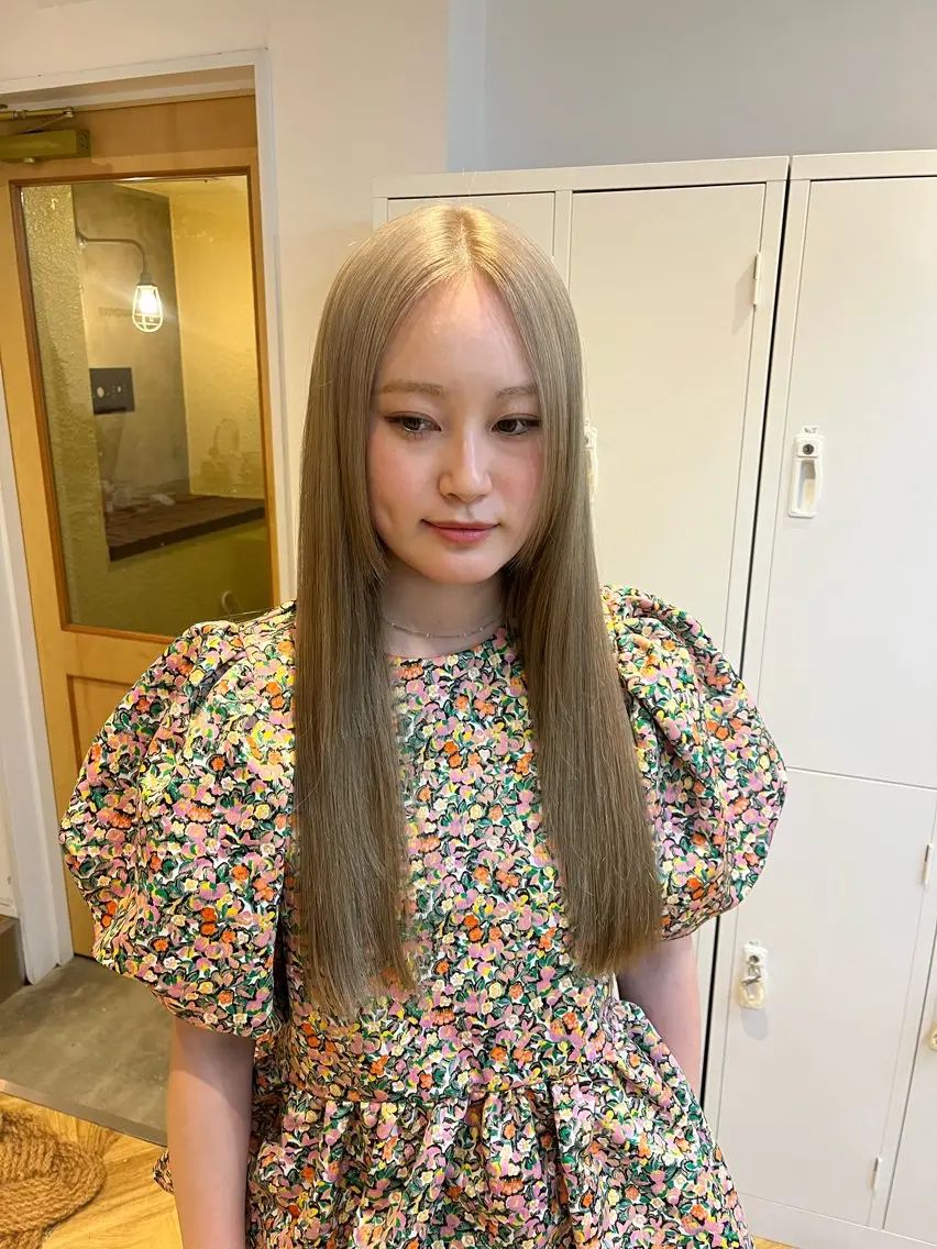 カラー ヘアカラー 凜 (りん)のヘアスタイル