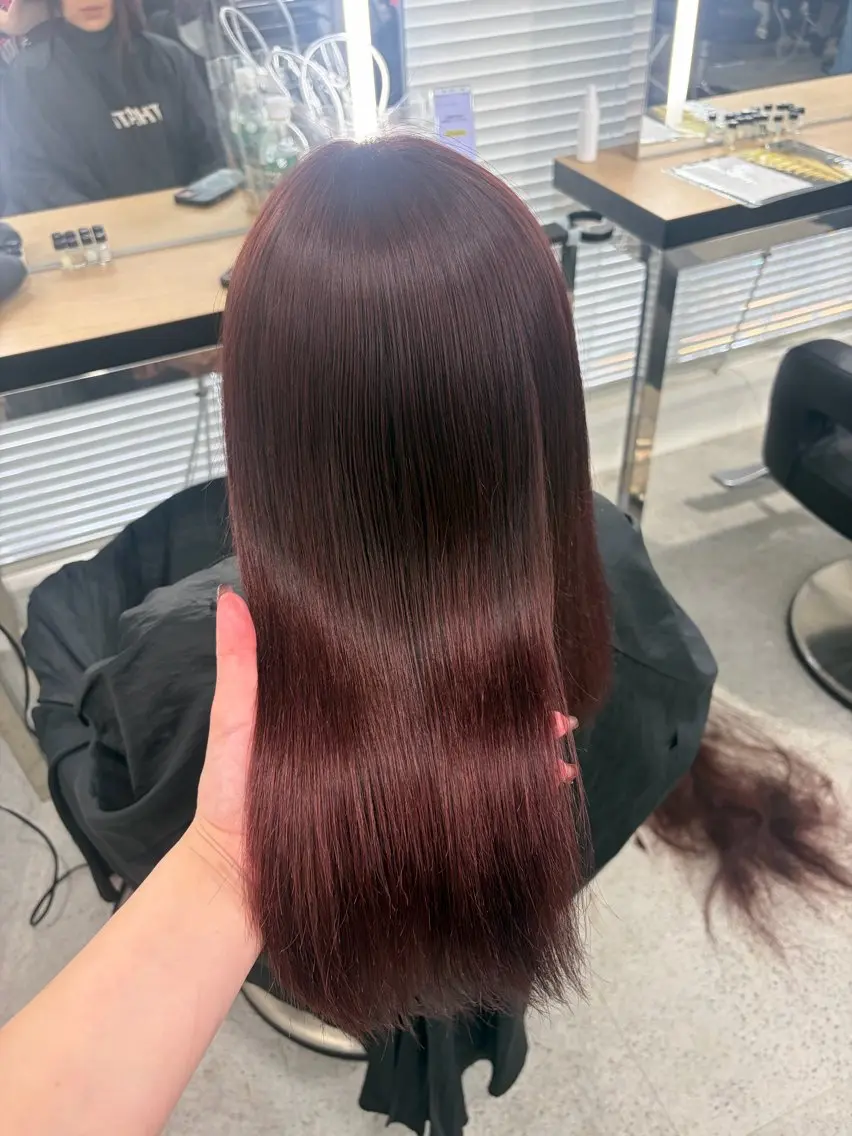 ロング カラー ブリーチ 髪質改善 トリートメント ヘアカラー 💗愛され暖色💗 ピンク/レッド💗のヘアスタイル