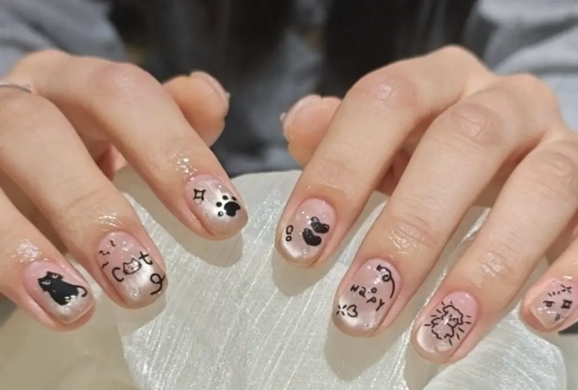 ネイル ジェルネイル グラデーション シンプルネイル ハンドネイル more glam 大宮店カナのネイルデザイン