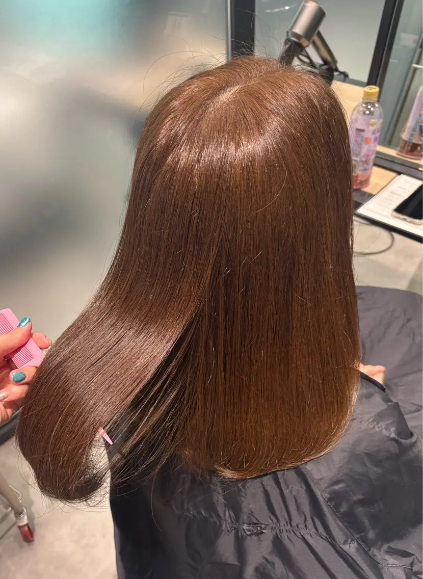 ミディアム カラー イシイ リンのヘアスタイル