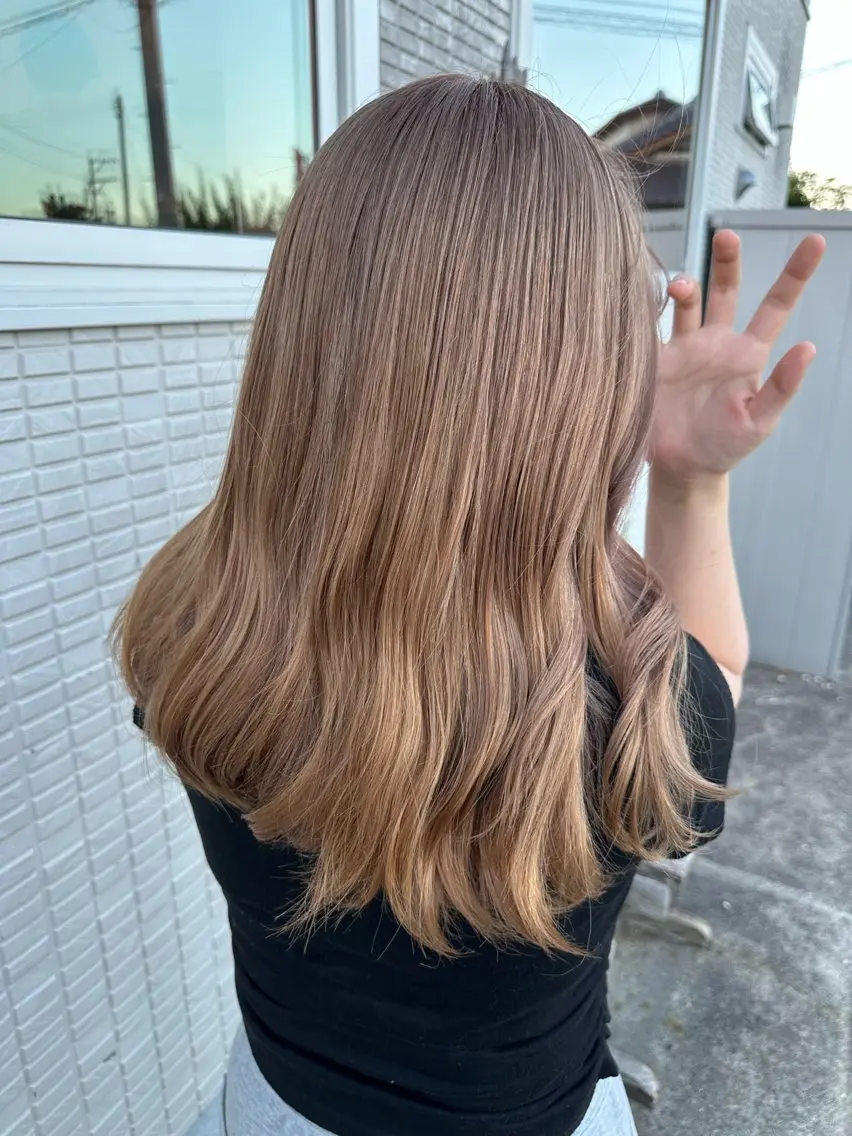 セミロング 木村 彩花のヘアスタイル