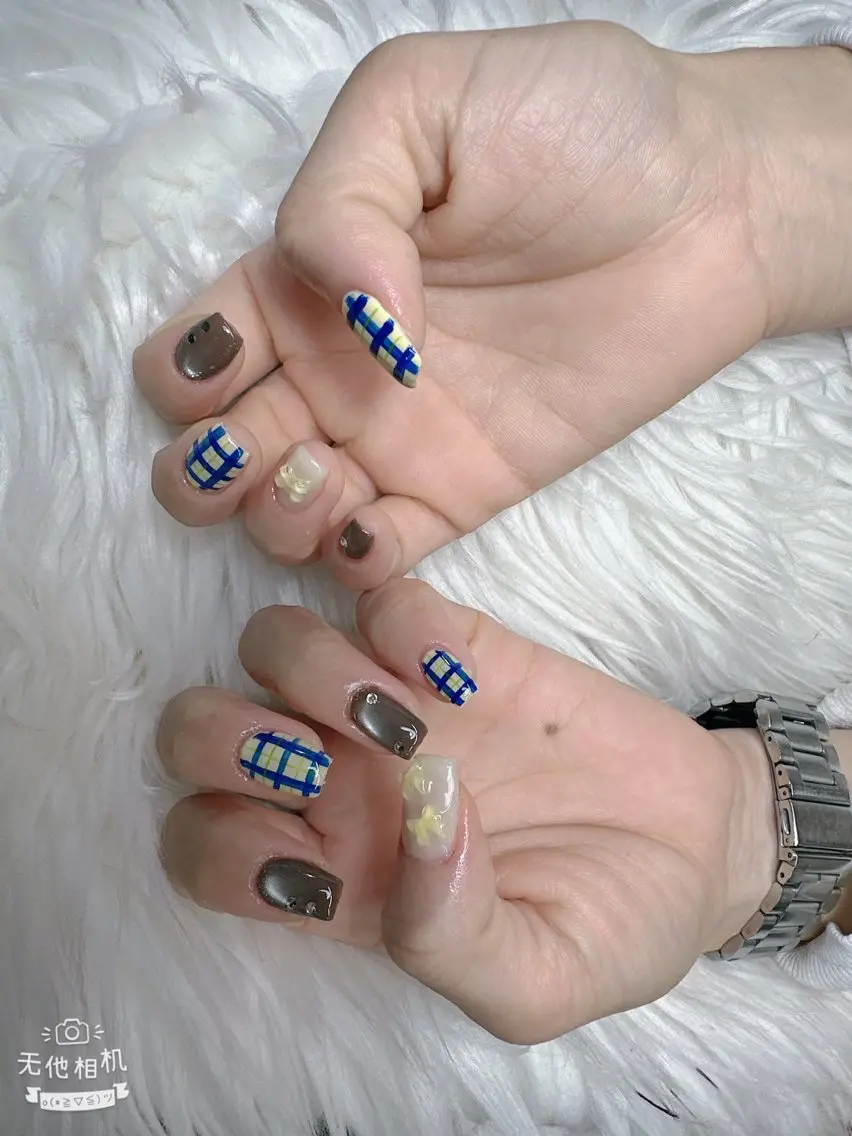 ネイル 長さ出し フレンチネイル グラデーション 韓国ネイル マグネットネイル ハンドネイル Lannie nailのネイルデザイン