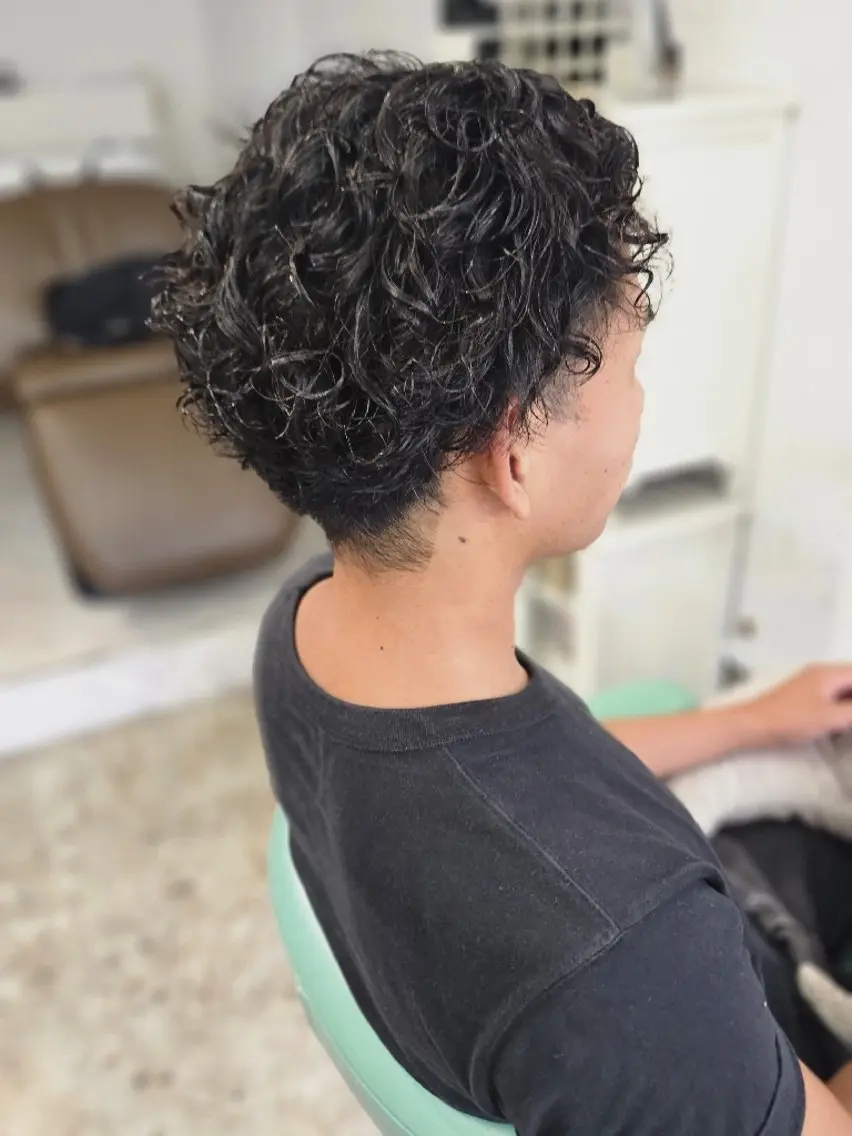 パーマ メンズ パーマ 熊野 タイソンのヘアスタイル