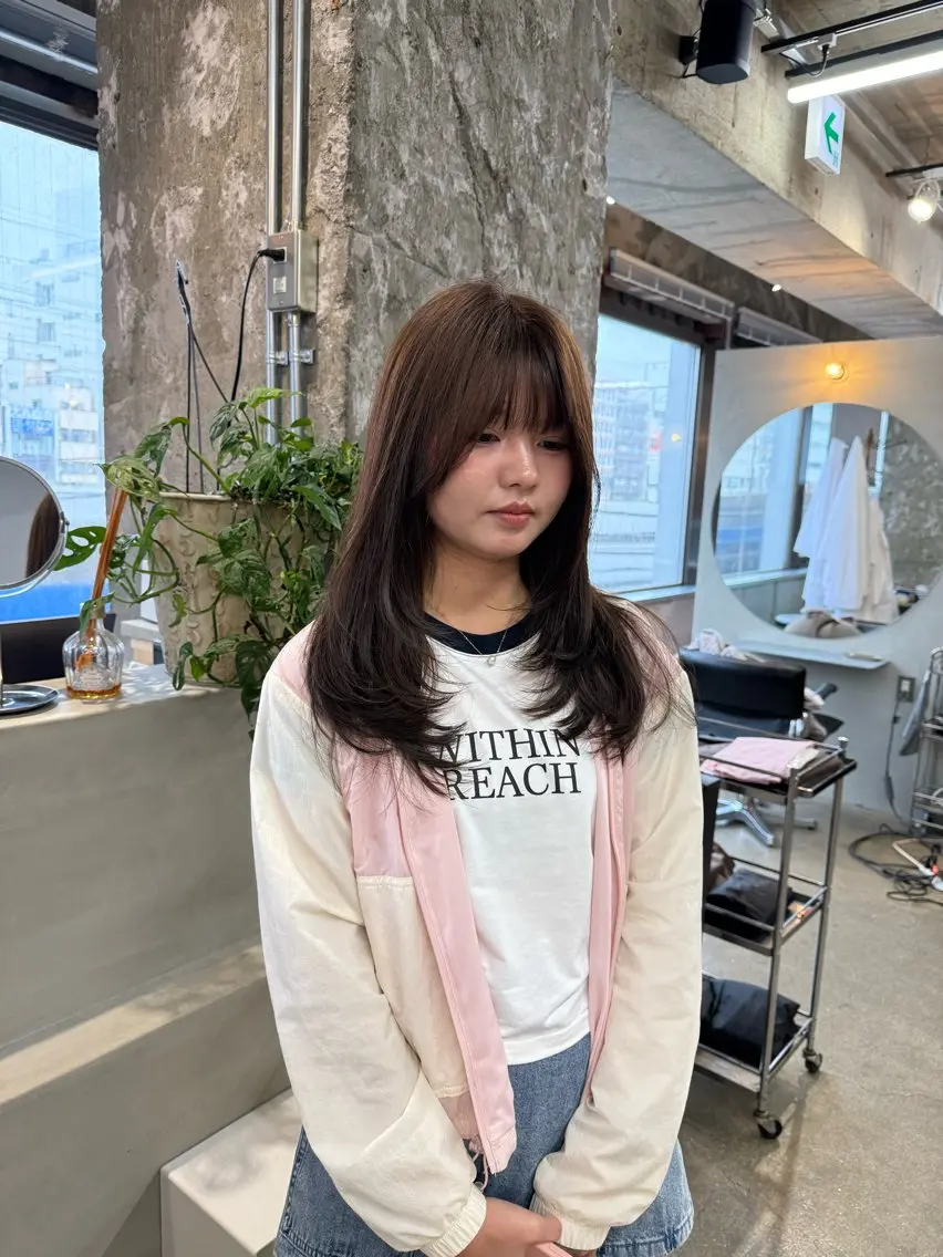 セミロング 髪質改善 レイヤーカット 縮毛矯正 髪質改善/縮毛矯正/ 超高濃度水素ケアのヘアスタイル