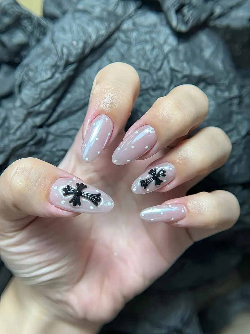 ネイル グラデーション 氷ネイル・うるうるネイル オフィスネイル ワンカラーネイル シンプルネイル Minette nailHuongのネイルデザイン