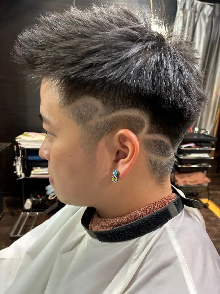 ショート カット 山本 雅由のヘアスタイル