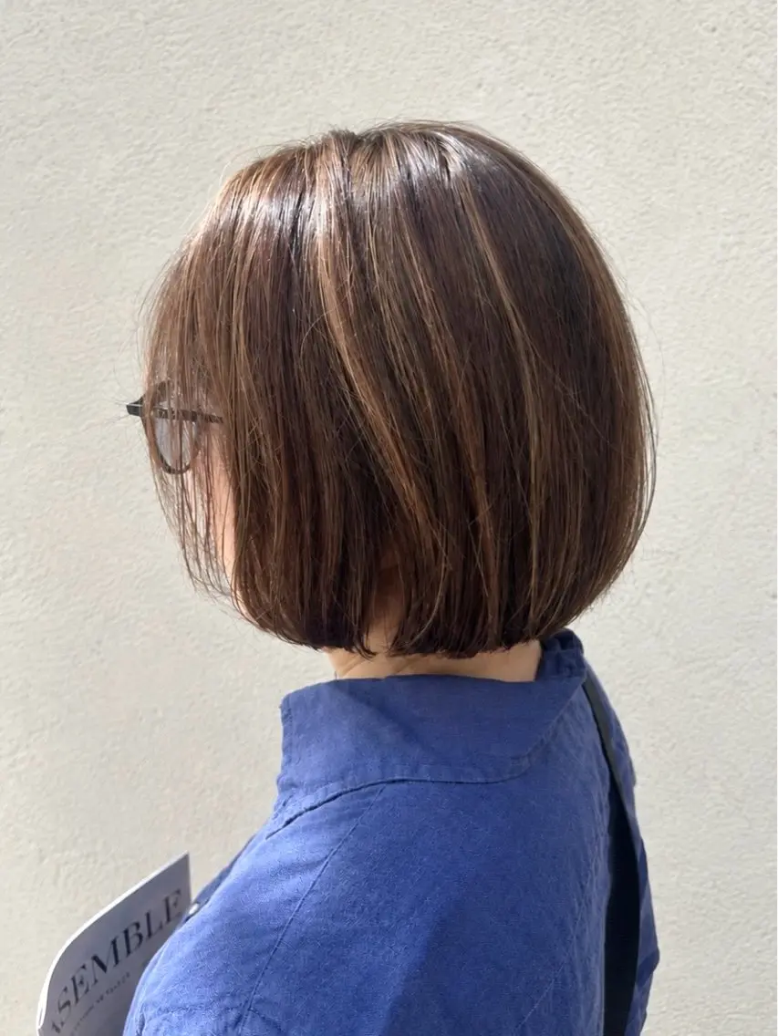 ミディアム カラー ショートボブ ハイライトカラー ボブ ハイライト カット ヘアカラー 白髪ぼかし 揚村武斗のヘアスタイル