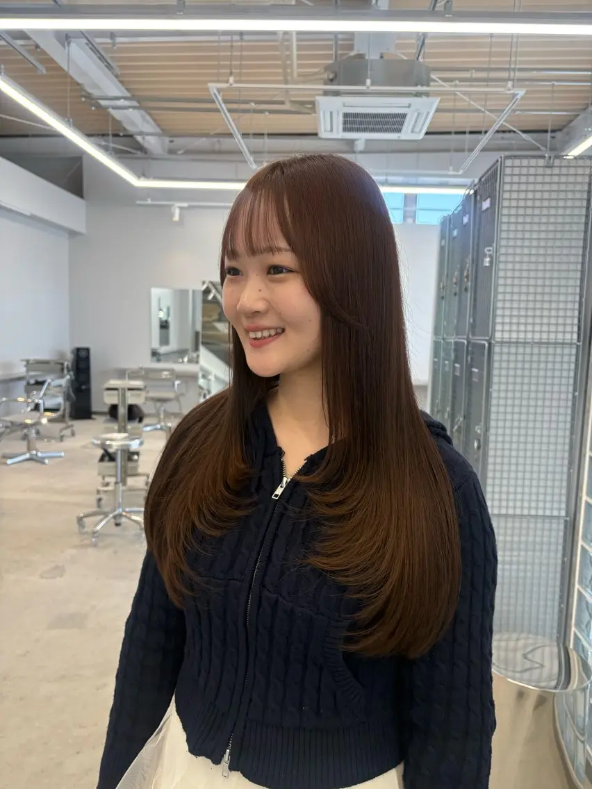 レディースカット+ワンカラー+Aujuaトリートメント(シャンプー、ブロー付)の写真
