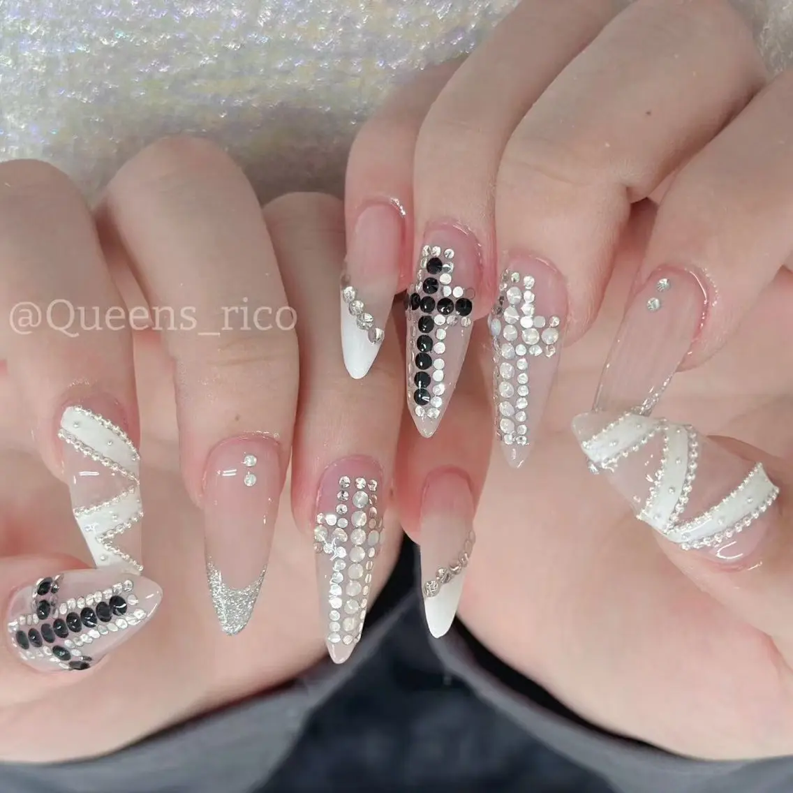 ネイル ハンドネイル Queen’s 歌舞伎町店のネイルデザイン