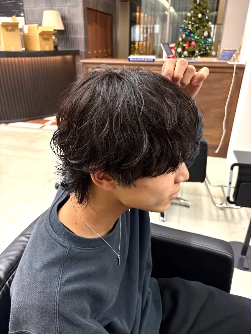 パーマ メンズ メンズパーマ 波巻きパーマ メンズパーマ特化 sayoのヘアスタイル