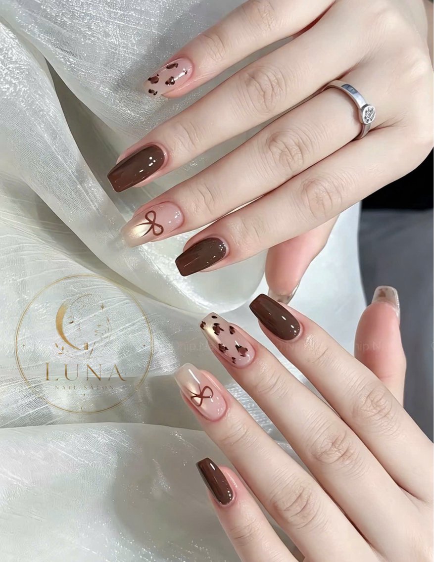 ネイル オーロラネイル チークネイル 長さ出し フラッシュネイル フットネイル ハンドネイル Sally Luna nailのネイルデザイン