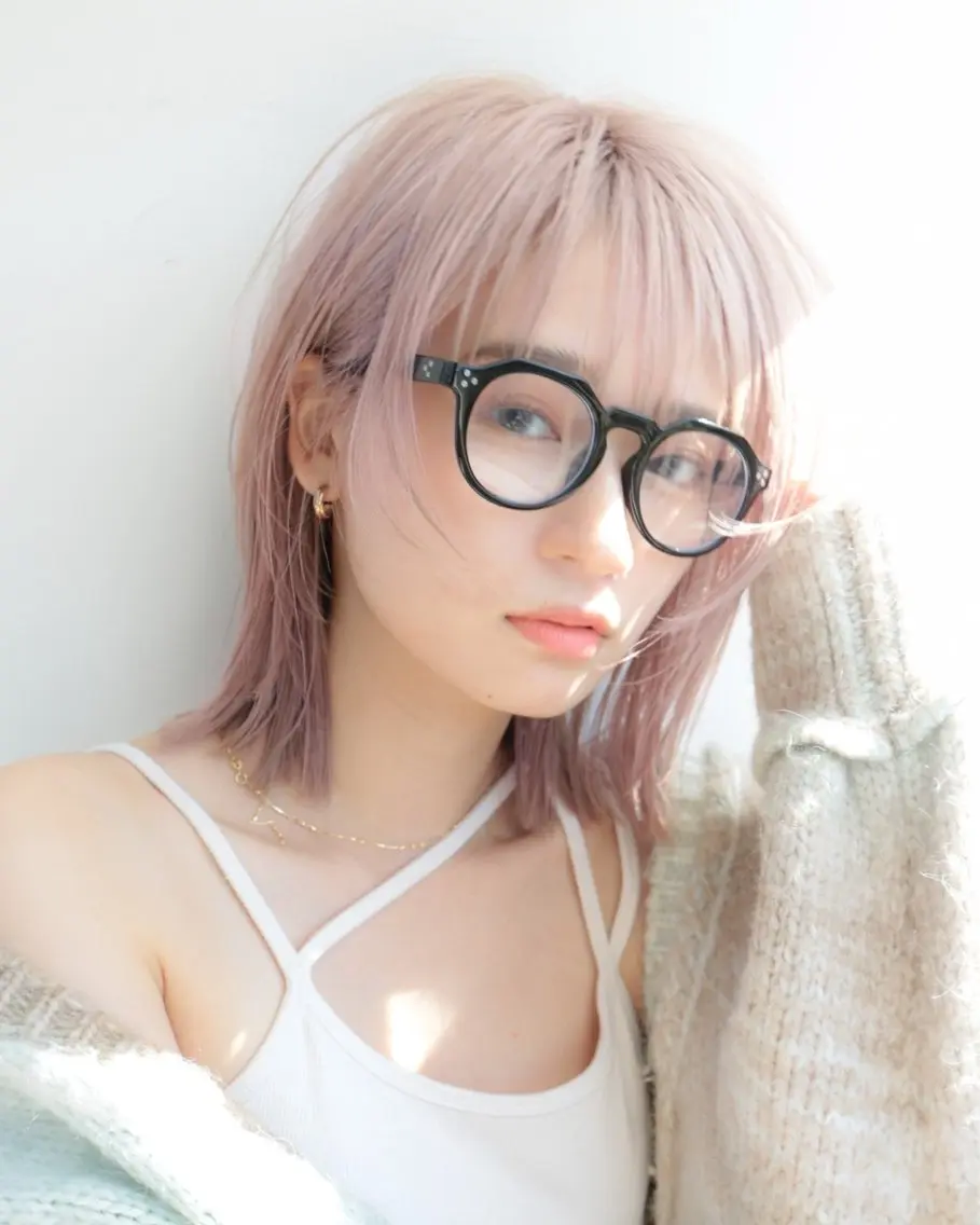 カラー ヘアカラー linda by neoliveのヘアスタイル