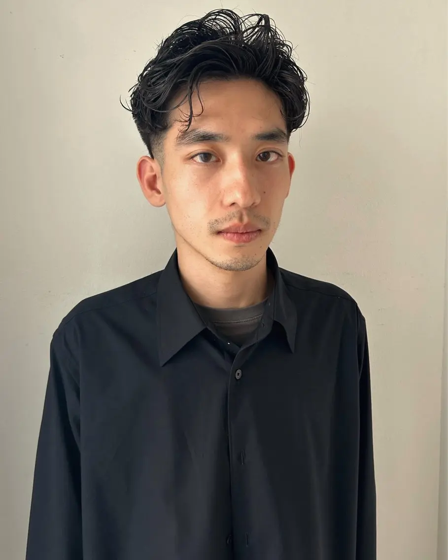 ショート パーマ メンズ フェードカット メンズパーマ くせ毛 カット パーマ トリートメント 村上雅人 ナチュラルモードのヘアスタイル