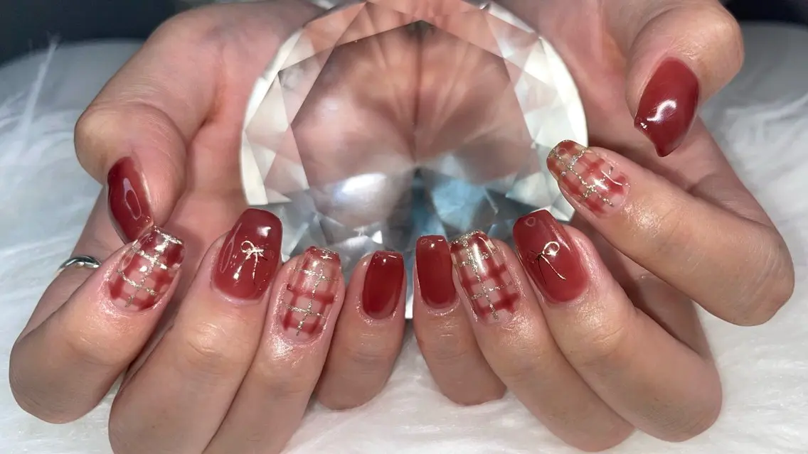 ネイル アートネイル マグネットネイル ニュアンスネイル ワンカラーネイル シンプルネイル ハンドネイル プライベートサロン N's Nailのネイルデザイン