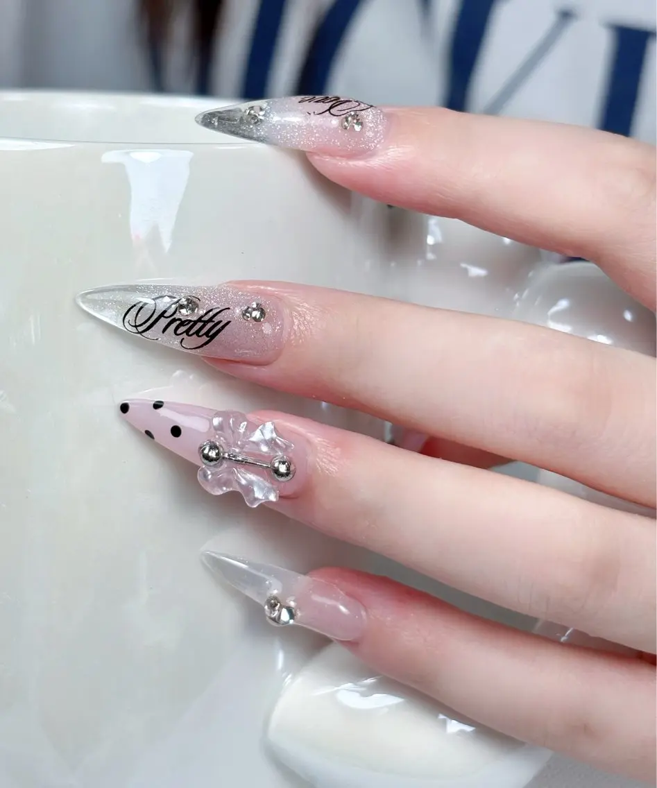 ネイル 長さ出し キラキラネイル 韓国ネイル ロングネイル 夏ネイル ハンドネイル Sully Nail  Labのネイルデザイン