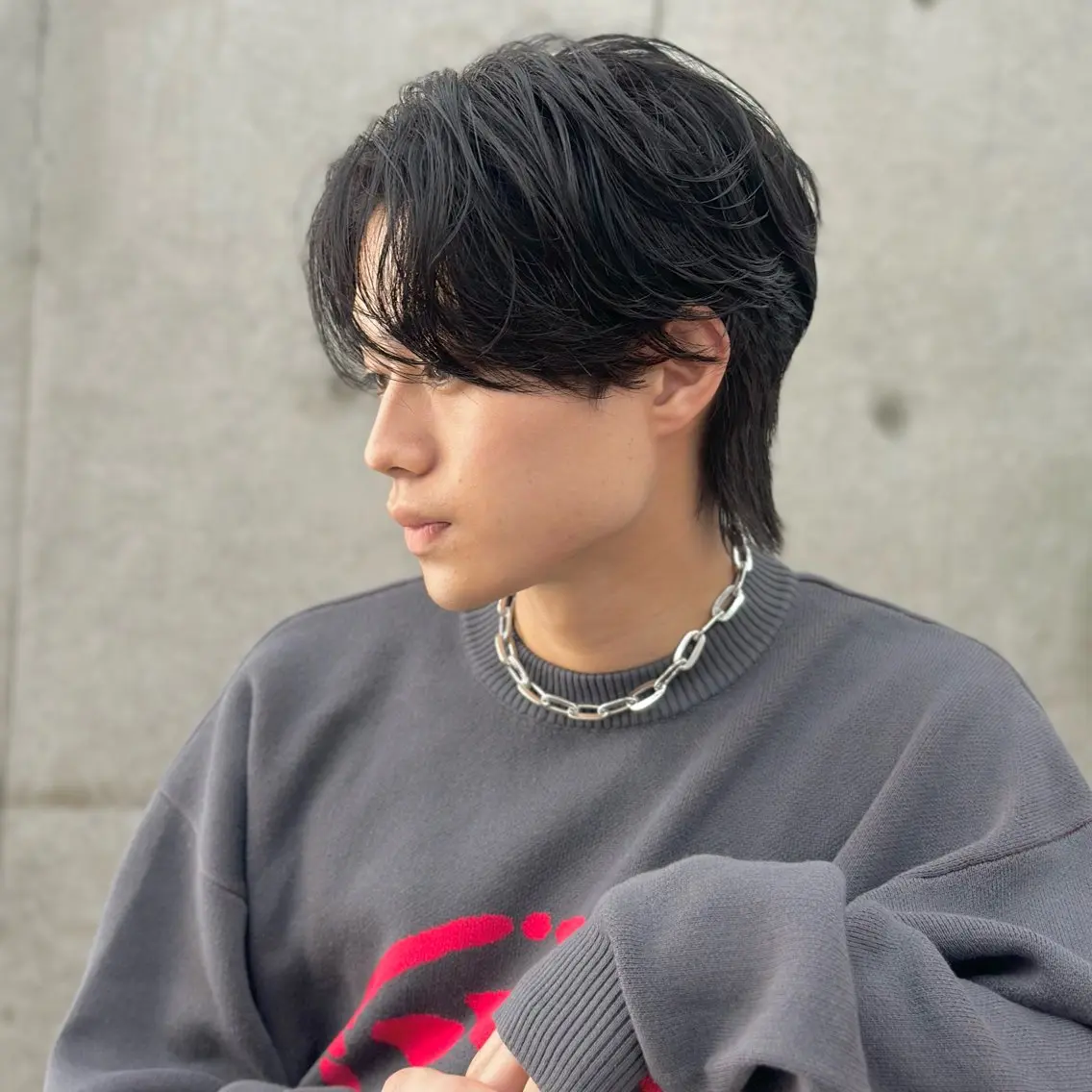ミディアム カラー パーマ メンズ ミディアムパーマ カルマパーマ メンズ韓国風 メンズパーマ ツイストスパイラルパーマ カット パーマ 【池袋店 店長】伊藤 昂樹/曲がる縮毛矯正のヘアスタイル