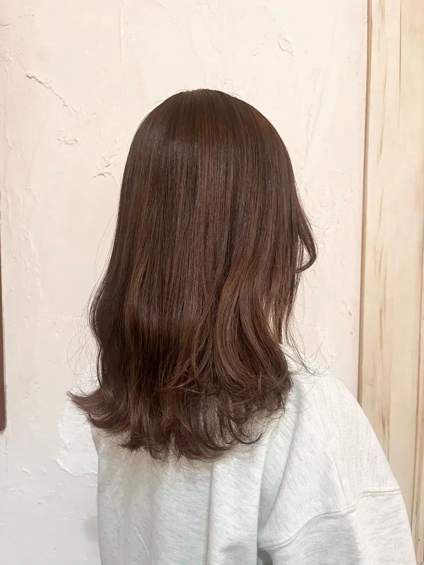 カット+ illuminaカラー +Aujuaトリートメントの写真