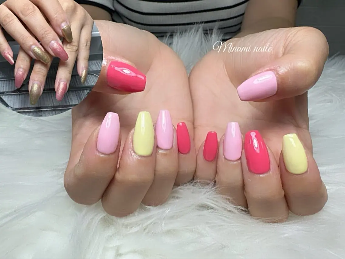 ネイル アートネイル オーロラネイル ガーリー キラキラネイル 韓国ネイル Minami Nailsのネイルデザイン