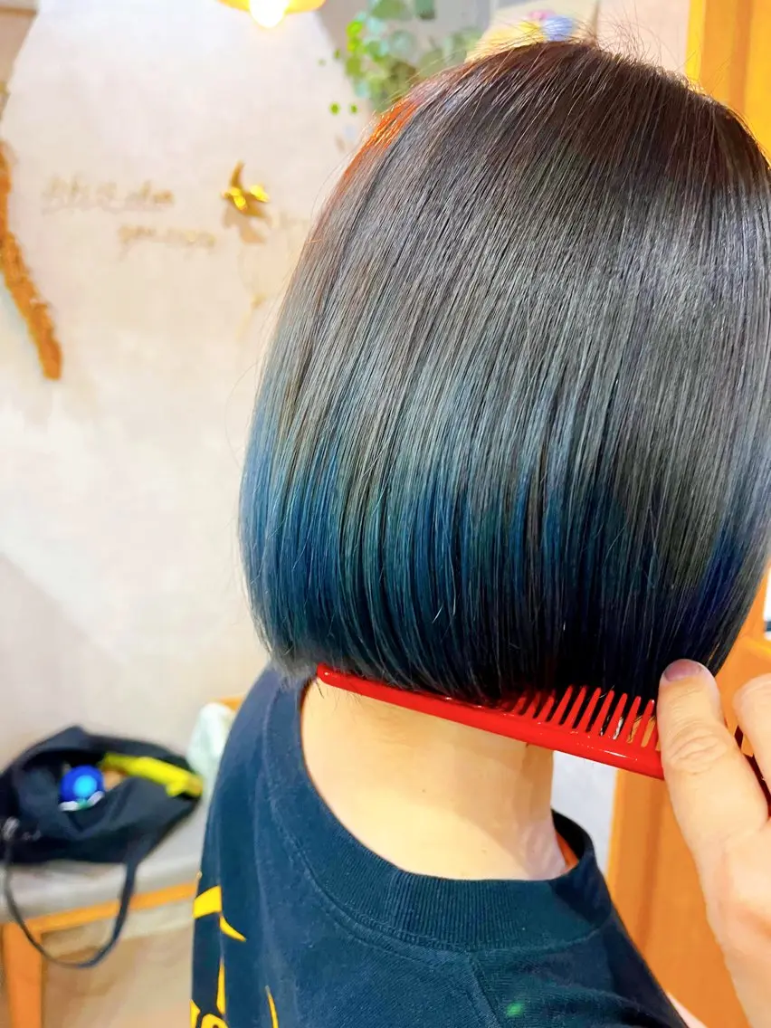 ショート カラー ヤマモト ヒロミのヘアスタイル