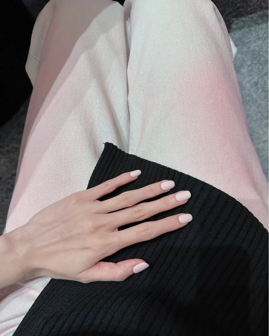 ネイル ハンドネイル Trend Nail シロのネイルデザイン