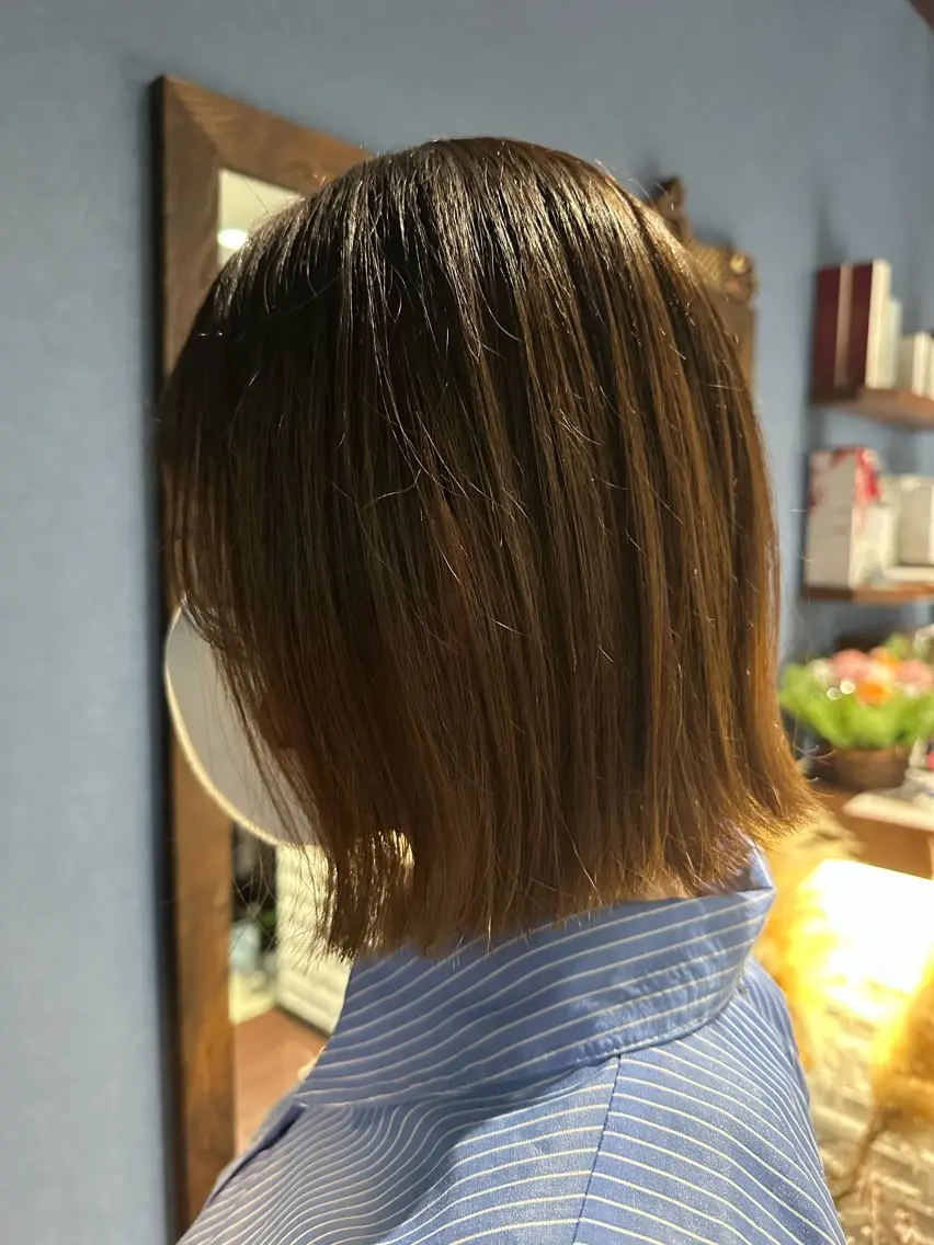 ミディアム 切りっぱなしボブ ボブ カット ヘアカラー トリートメント 🎀Kubu🍀 Natsumu🎀のヘアスタイル