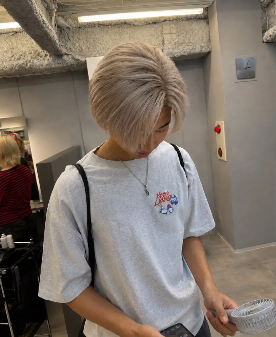 ショート メンズ 酒井 剛喜のヘアスタイル